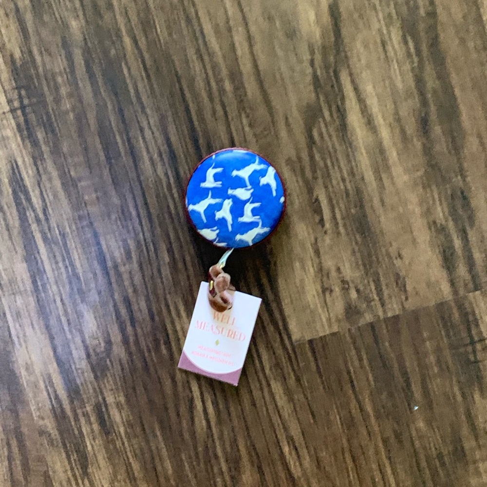 Anthropologie measuring tape - Picture 8 of 8